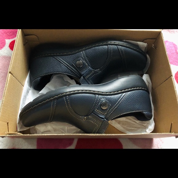 BRAND NEW Clarks Women's Collection Cora Poppy Shoe - Picture 7 of 11